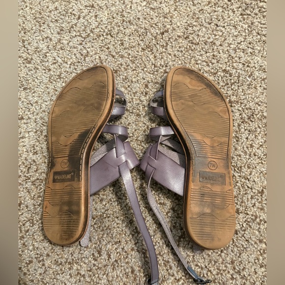 GRAY SANDALS - Picture 4 of 4